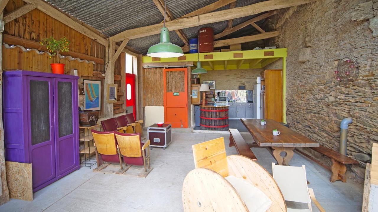 Aux Yourtes De La Fabrique Saint-Florent-des-Bois Buitenkant foto